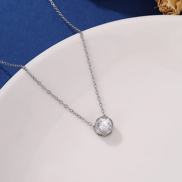 S925 Silver Classic Round Solitaire Pendant Necklace