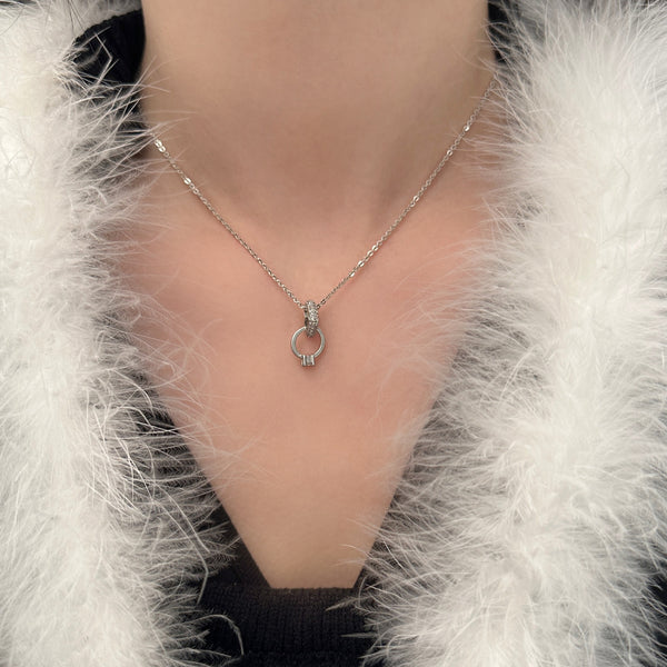 Beautiful Silver Heart Ring Nacklace