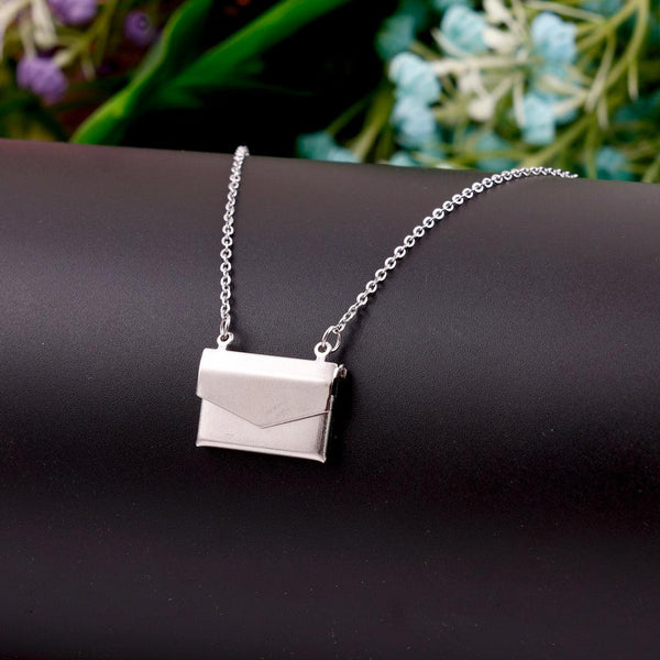 Letter of Heart Envelope Necklace