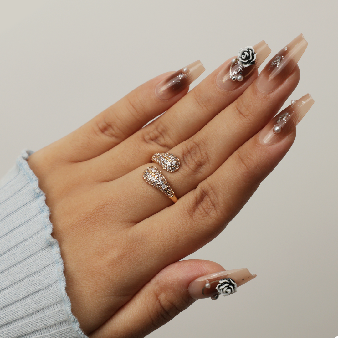 Designer Golden Snake-Shaped Ring