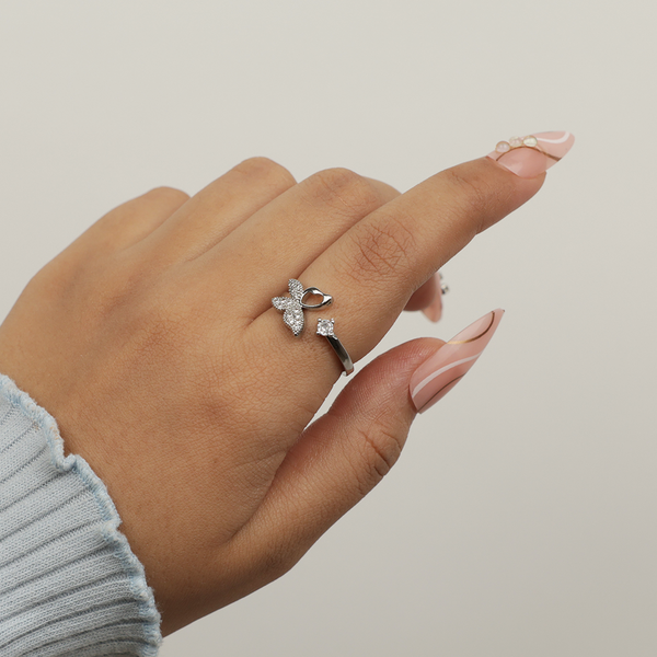 Pretty Silver Butterfly Ring