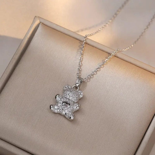 Silver small teddy stone necklace