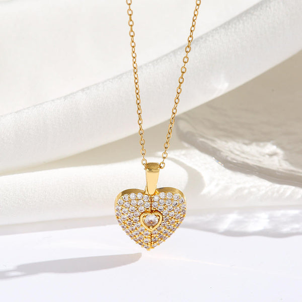 Chic Heart Shaped Pendant Necklace