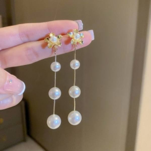 LongPearl Flower Drop Earrings