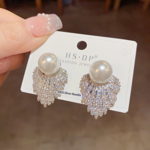 White Pearl Rhinestone Geometric Earrings
