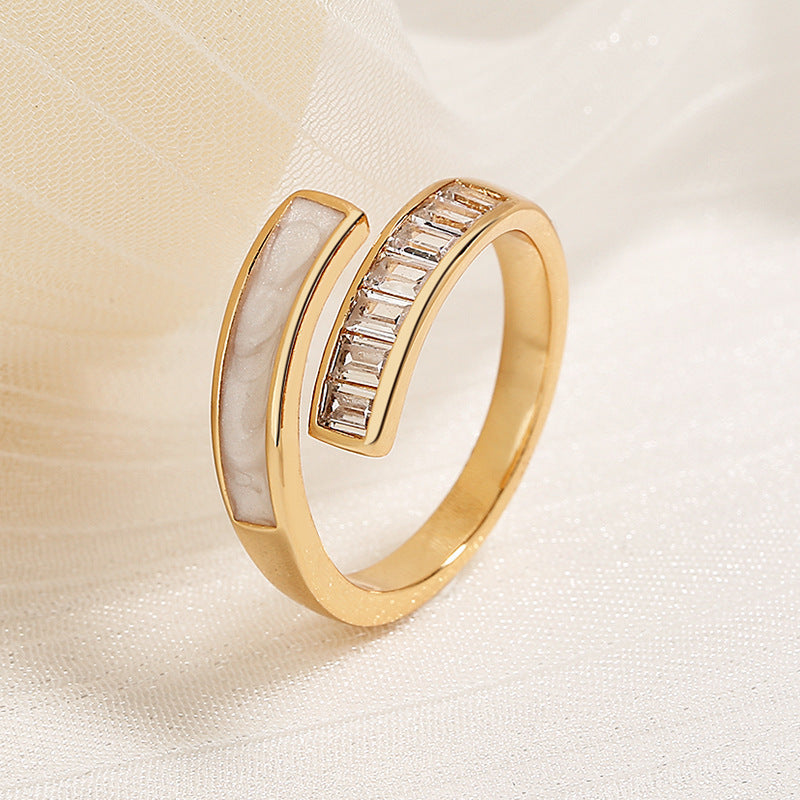 Golden Nail Screw Baguette Zirconia Ring