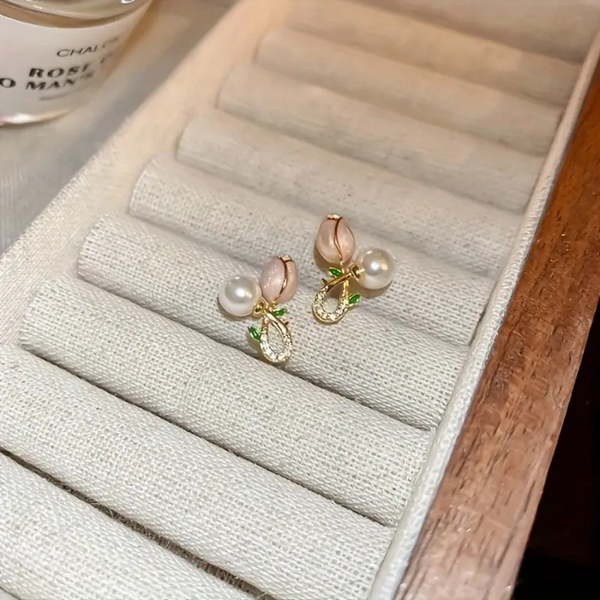 Pink Pearl tulip stud earrings