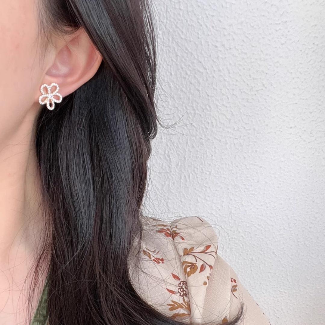 Flower Shape Earrings