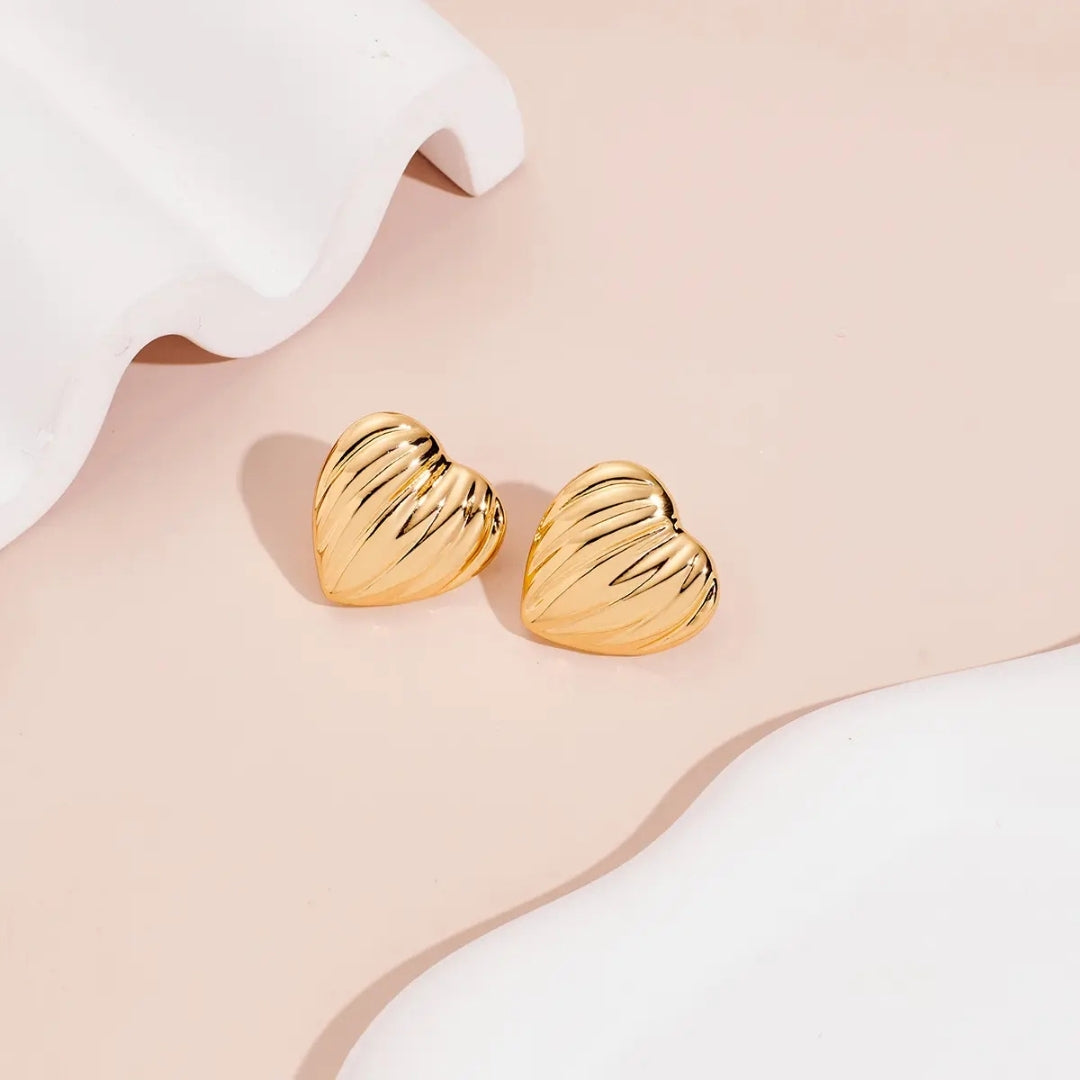 Anti Tarnish Scallop Heart earrings