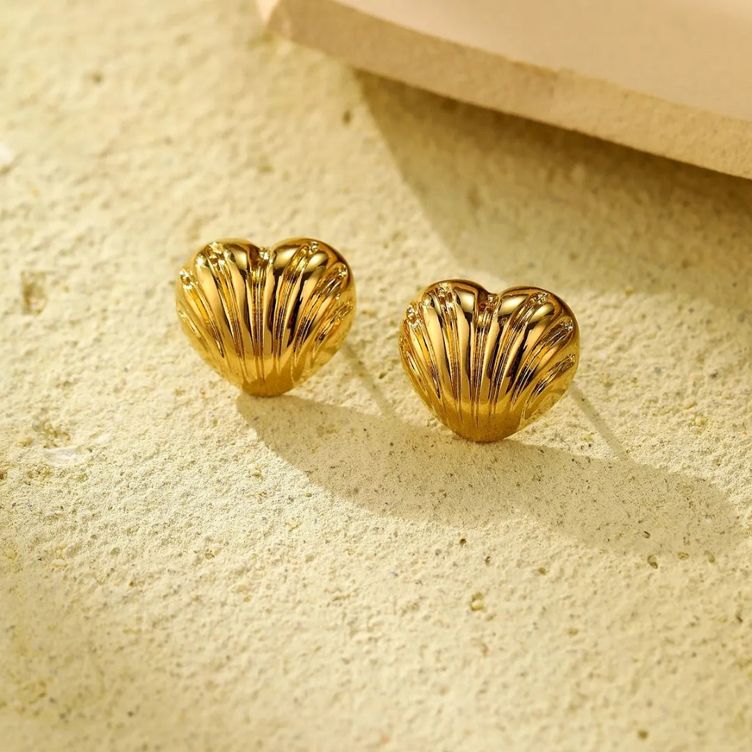 Anti Tarnish Scallop Heart earrings