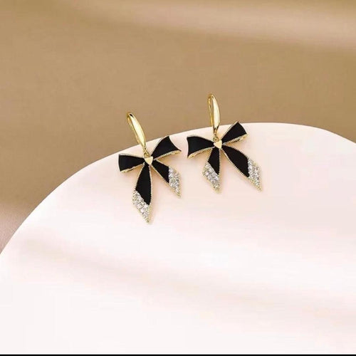 Bow-Shaped Dangling Earring