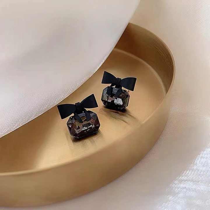 Black Bow Shaped Crystal Shine Drop Earring