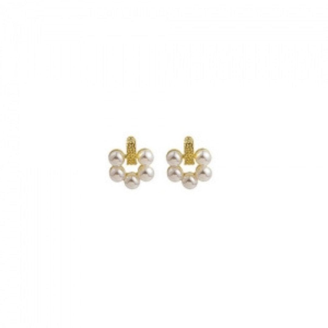 Flower Pearl Stud Earrings