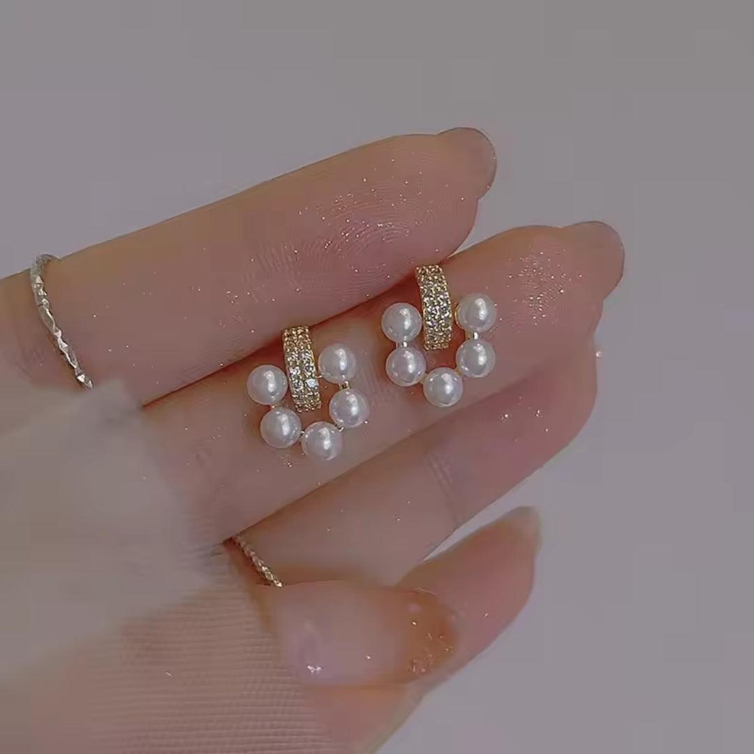 Flower Pearl Stud Earrings