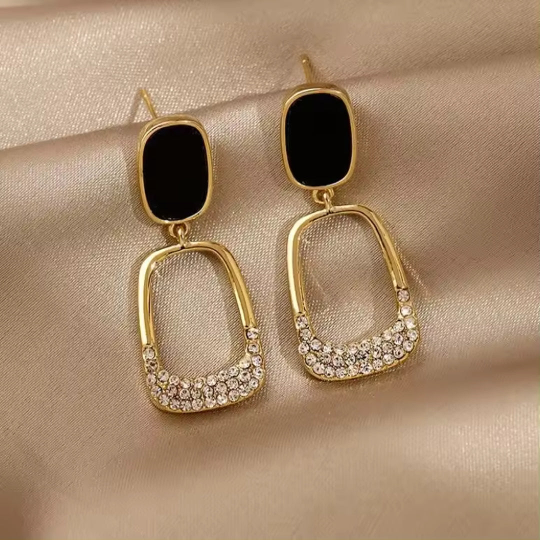 Simple diamond earrings