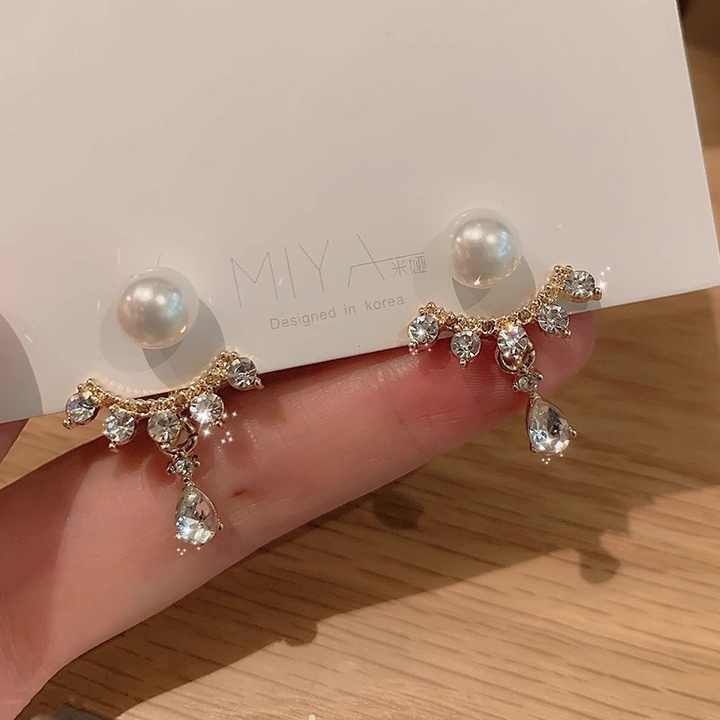 White Pearl Drop Earring