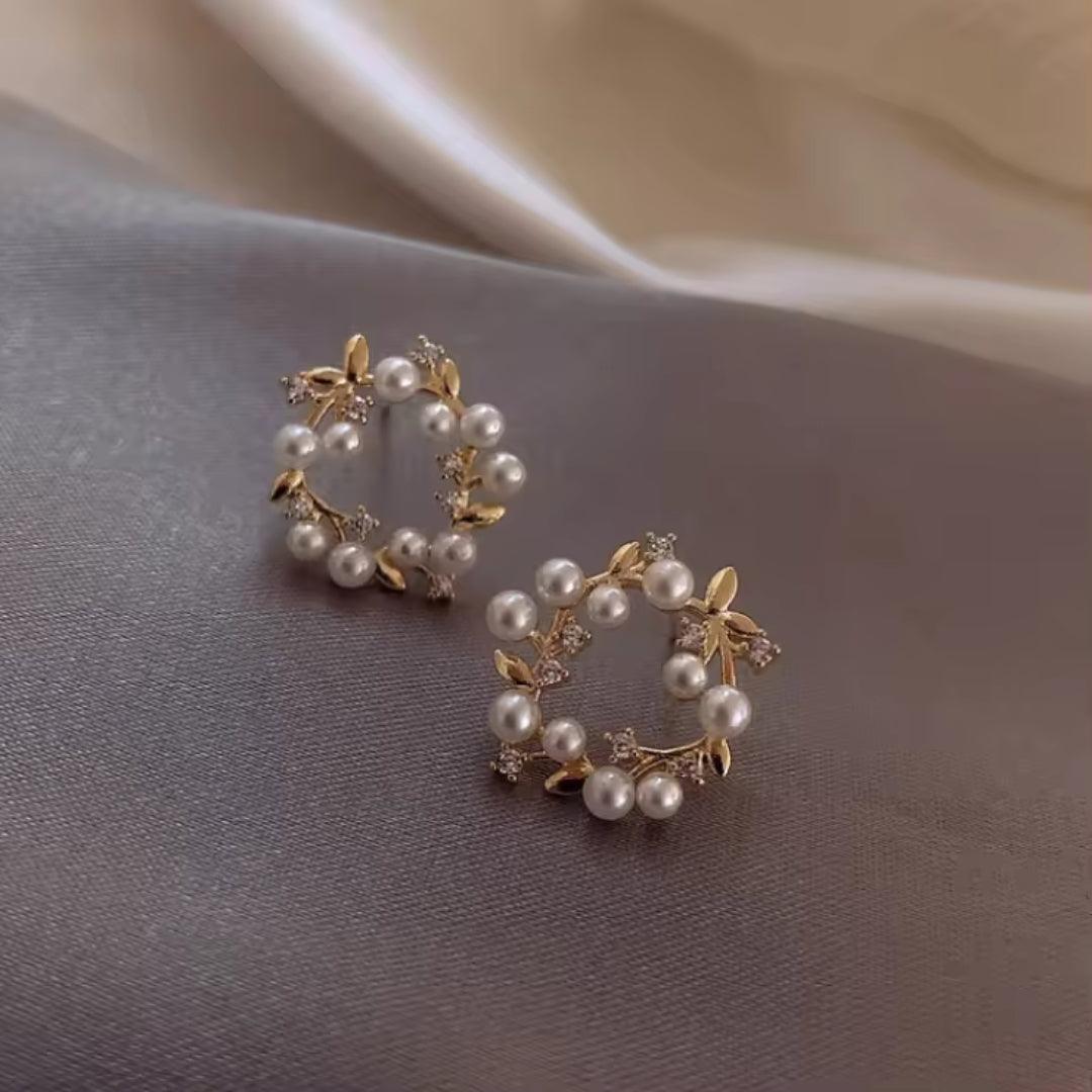 Gold Pearl Wreath Earrings