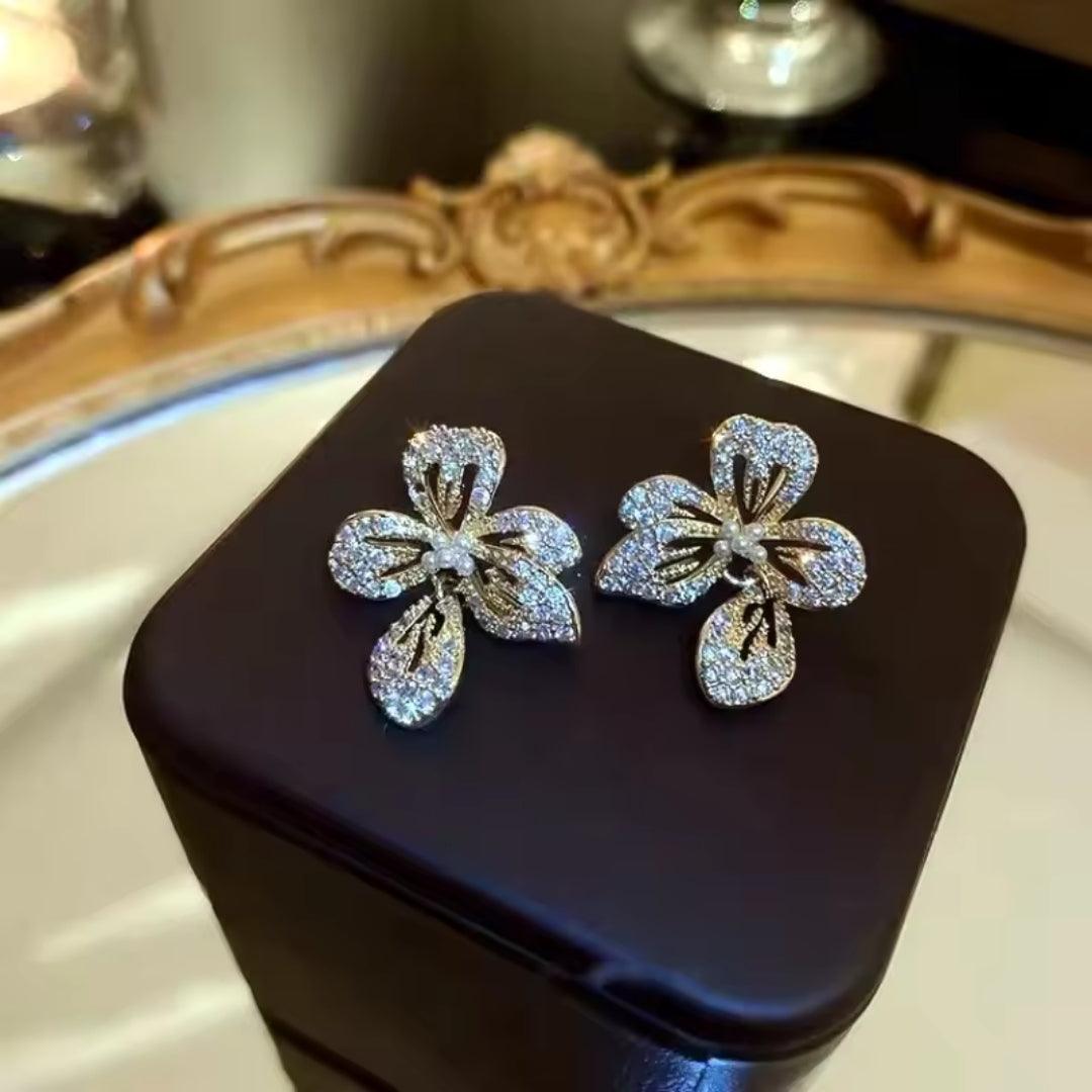 Sparkling Flower Stud Earrings