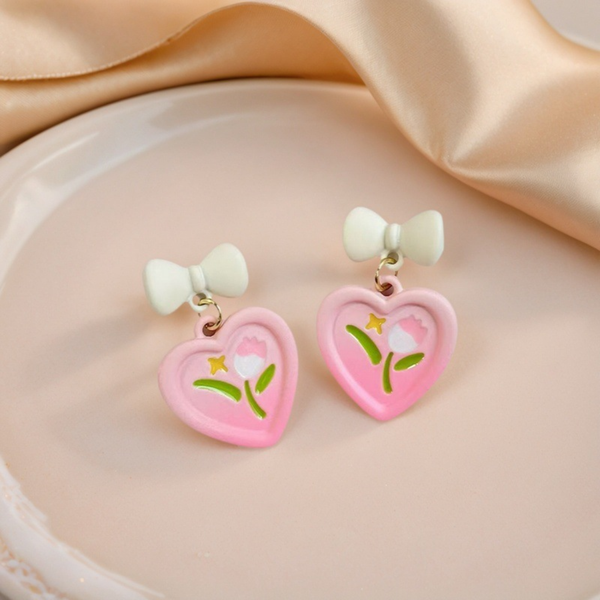 Heart beat Tulip Earring