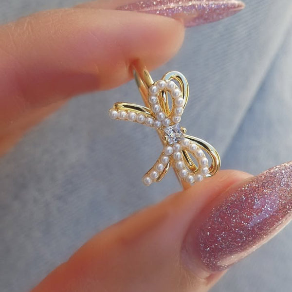 Gold Glam Pearl Twist Ring