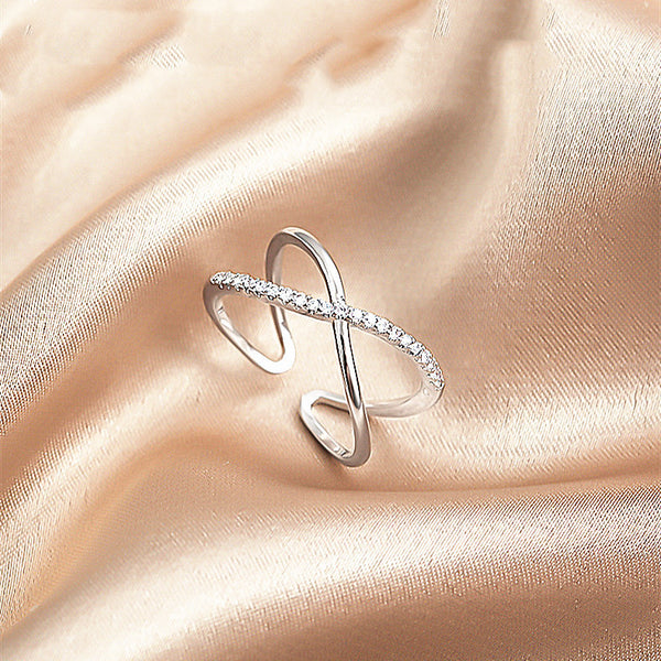 Gleaming Crossover Silver Ring