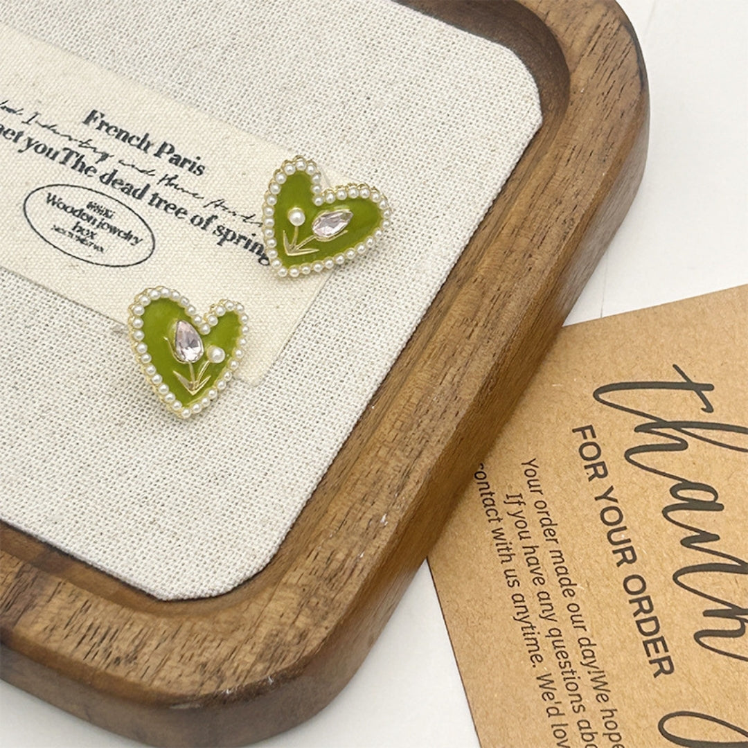 Cute Mini Green Heart Pearl Earring