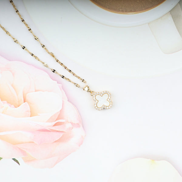 Clover 4 Leaf Clover Pendant Necklace