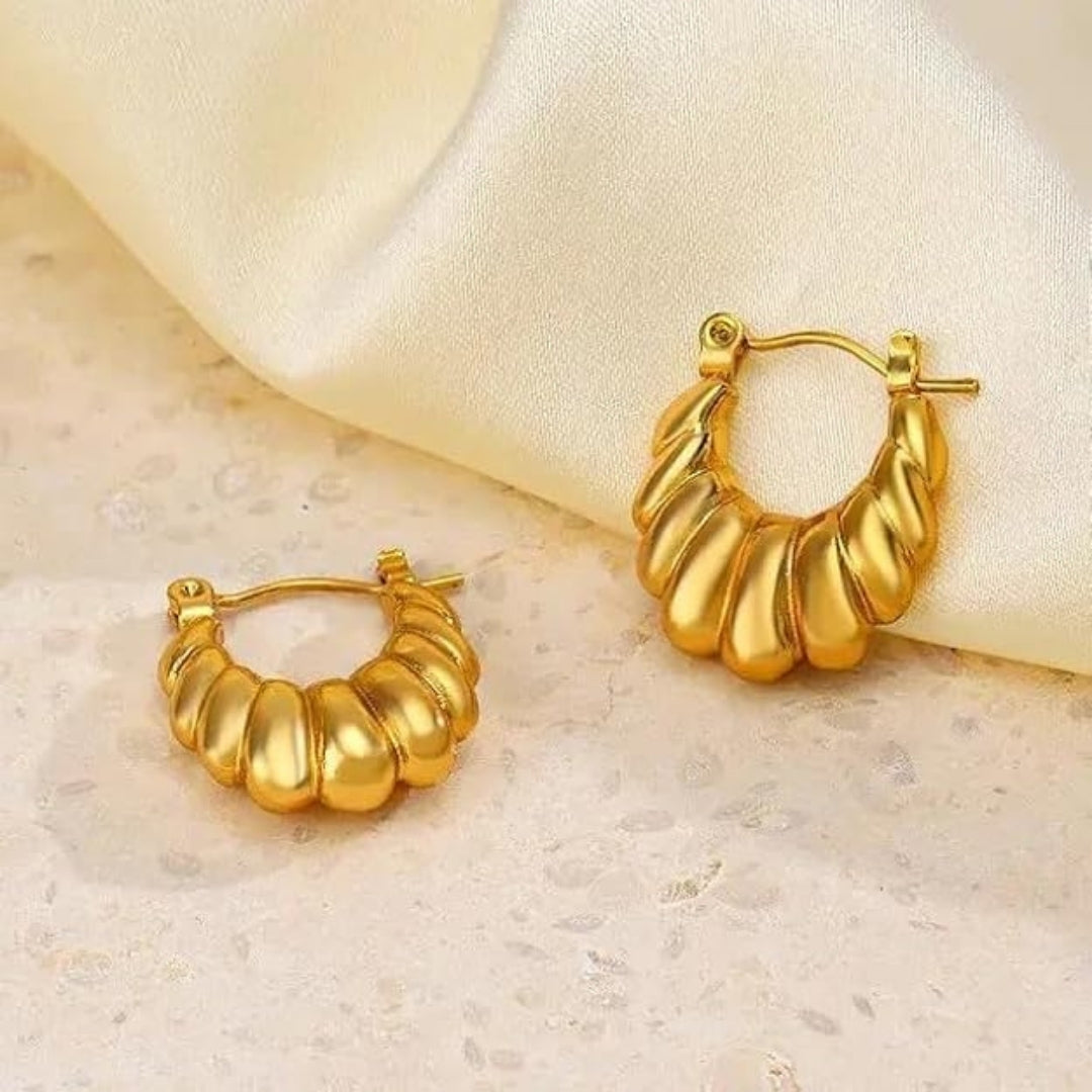 Anti Tarnish Gold Puffed Shell Design Hoop Earrings