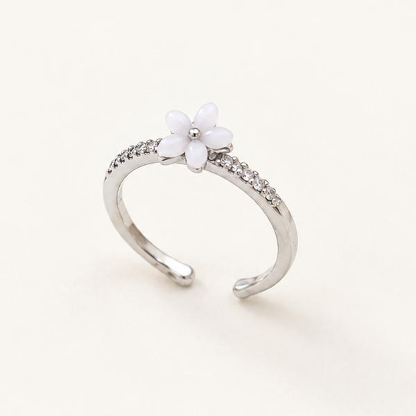 White Blossom Sparkle Ring