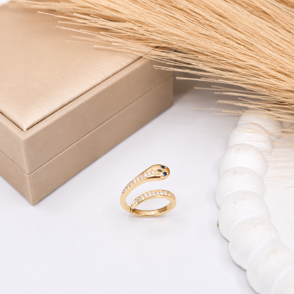 Dazzling Snake Gold Ring