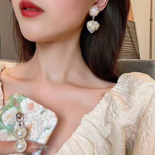 Dual Hearts Pearl Earring