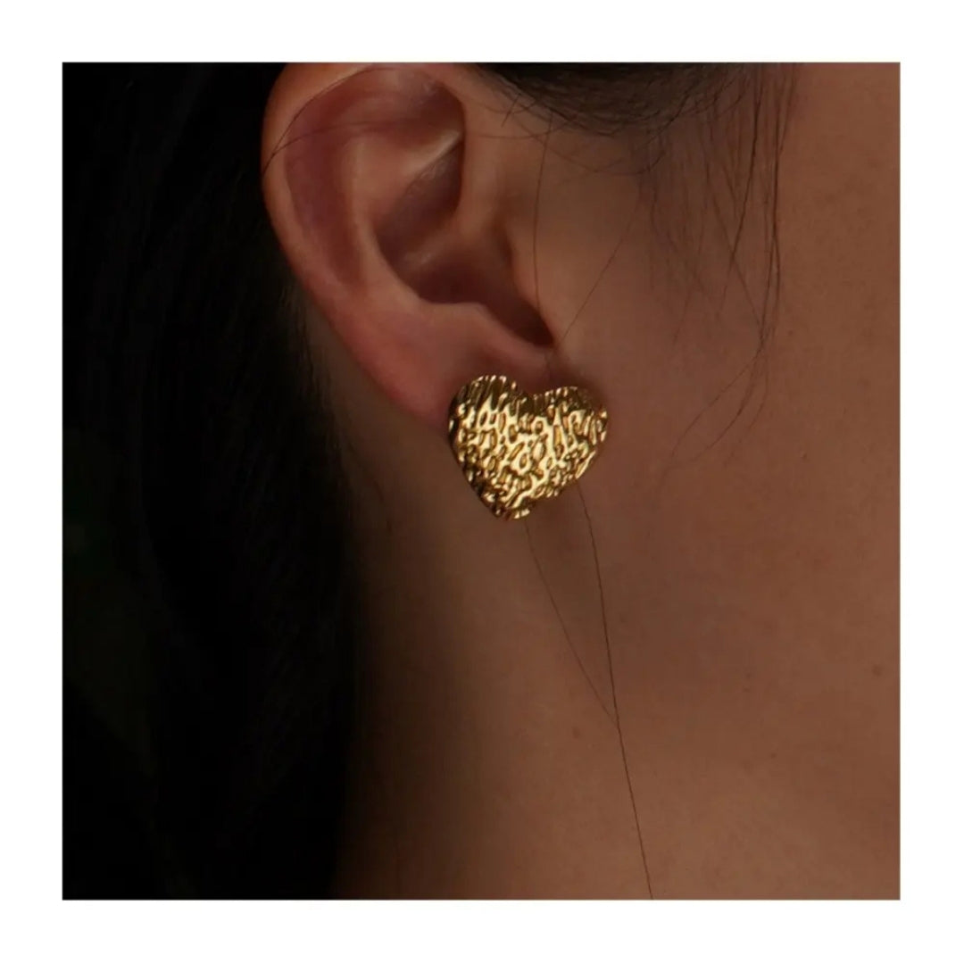 Anti Tarnish Golden Heart Rock Texture Earring