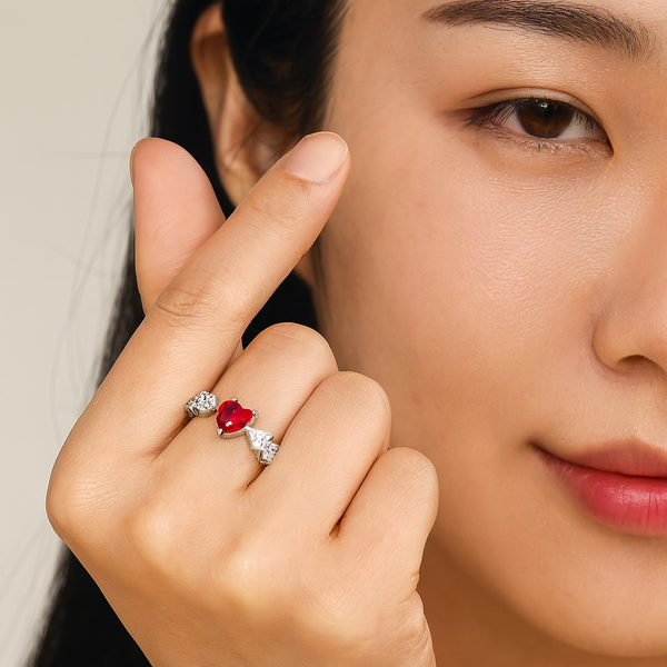 Queen White Red Zircon Ring