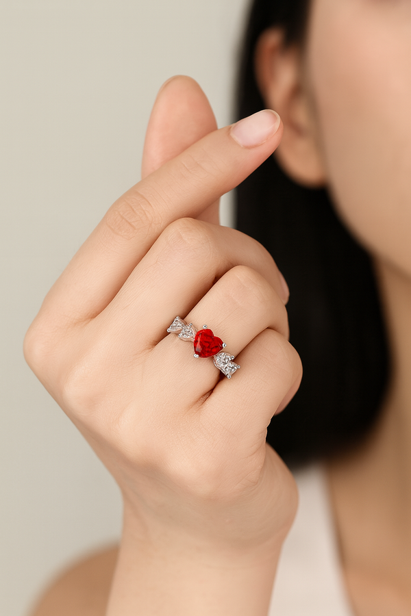Queen White Red Zircon Ring