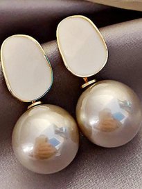 Pearl Ball Drop Earring