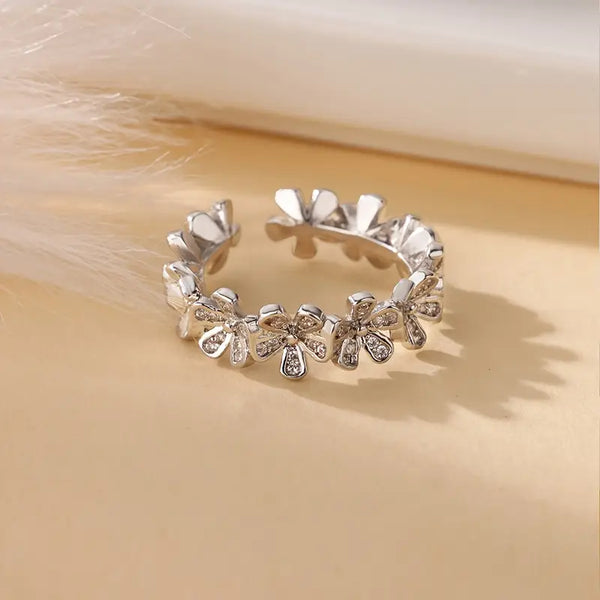 Silver Flower Daisy ring