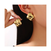 Anti tarnish look of square earrings