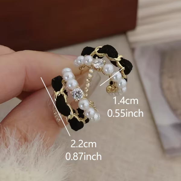 Double Circle Layered Blackl earring