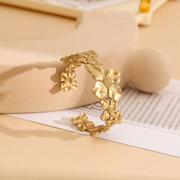 Golden Daisy Bracelet