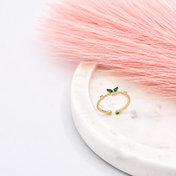 Emerald Leaf Sparkle Ring