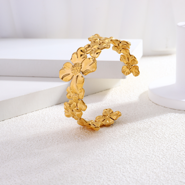 Golden Daisy Bracelet