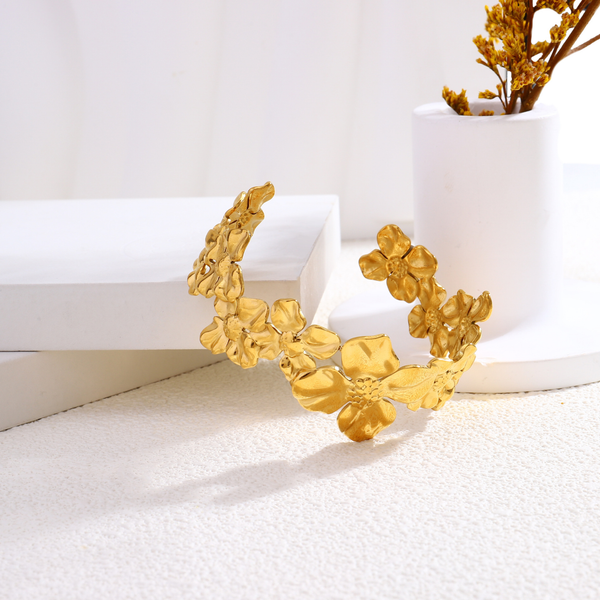 Golden Daisy Bracelet
