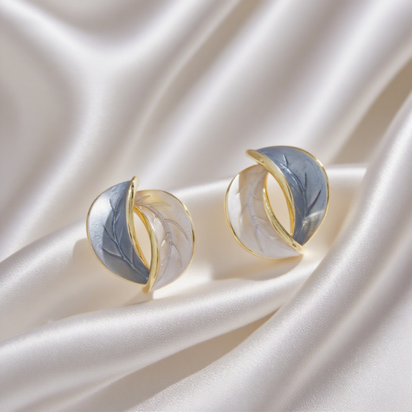 Dual Leaf Stud Earring