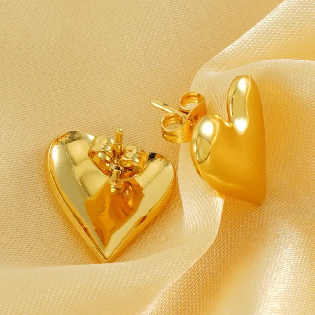 Anti Tarnish Heart Shaped Stud Earring