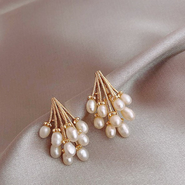 Pack Of 2 White Flower Pearl Earrings