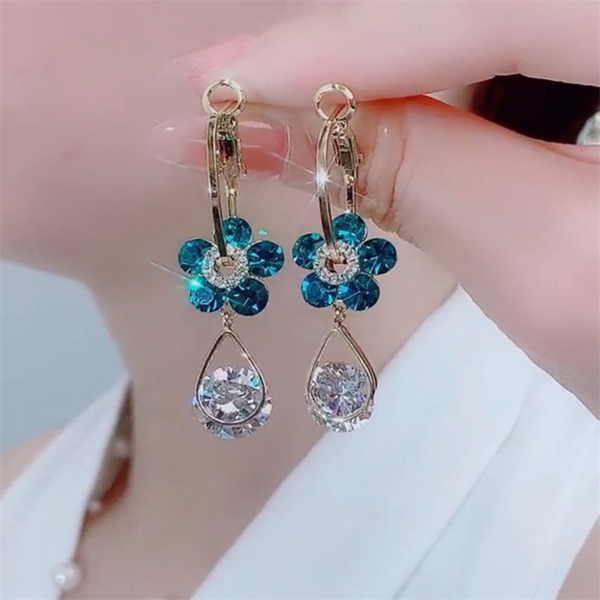 Blue Shine Earring