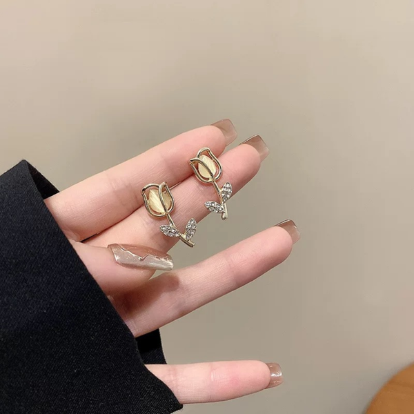 Tulip Flower Earring