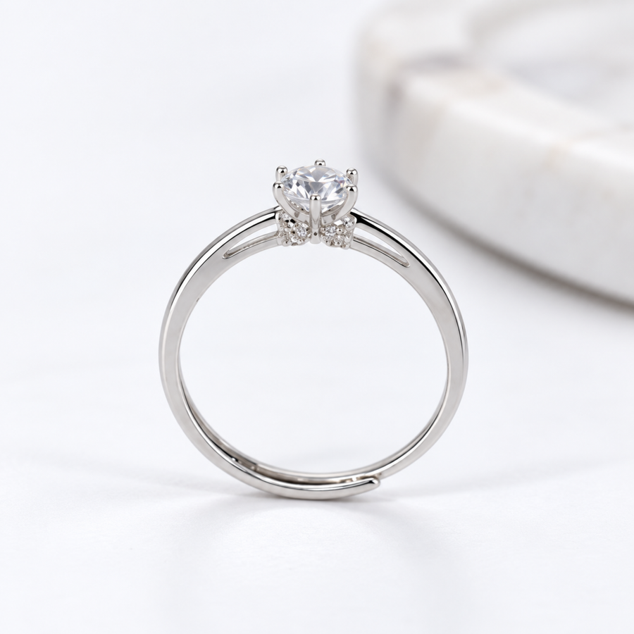 S925 Sterling Silver Classic Solitaire Ring