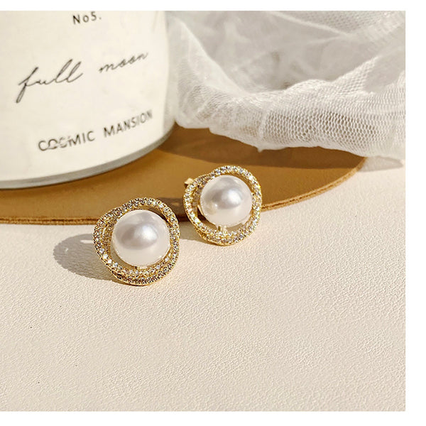 Pack Of 3 Golden Bow Pearl Earring
