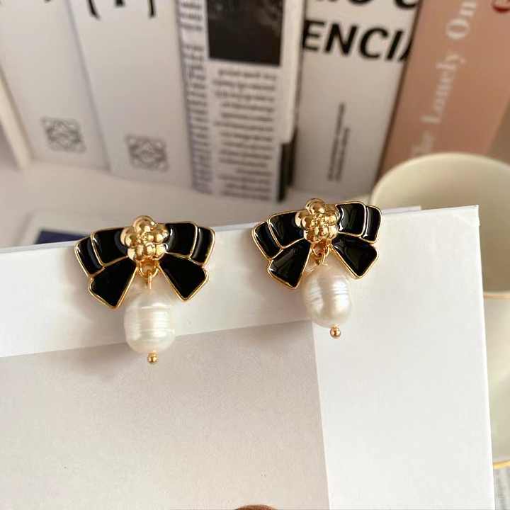 Black Enamel Bow Pearl Stud Earrings